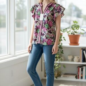 Entro Floral Blouse with Ruffle Sleeves